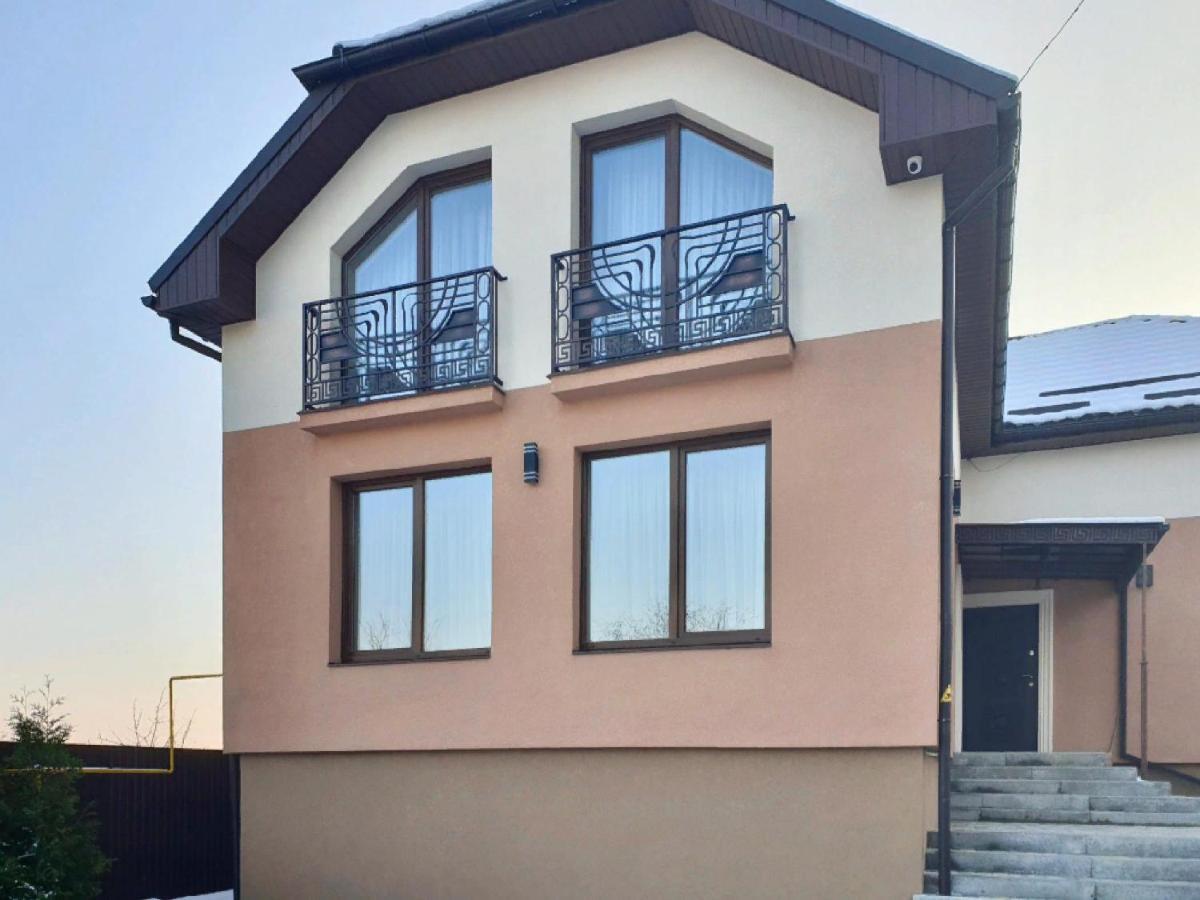Apartment Sweethome 1 Free Parking Uzhhorod Exterior photo